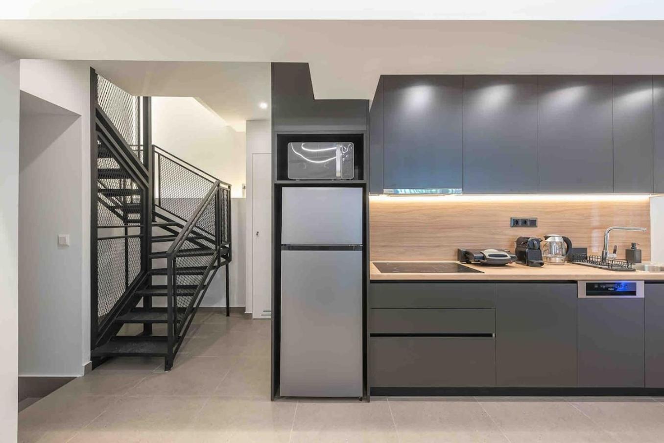 Stylish Loft In Apartment