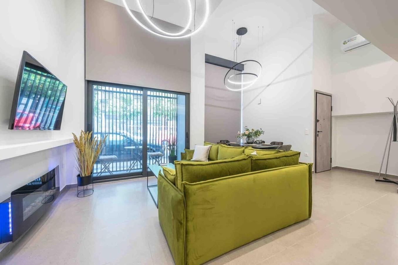 Stylish Loft In Apartment Athens