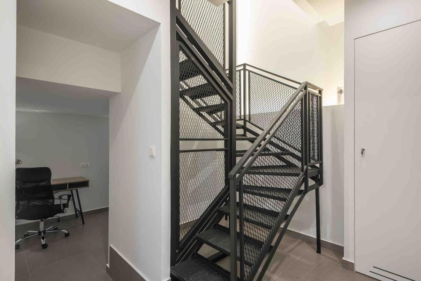 Stylish Loft In Апартаменты Афины